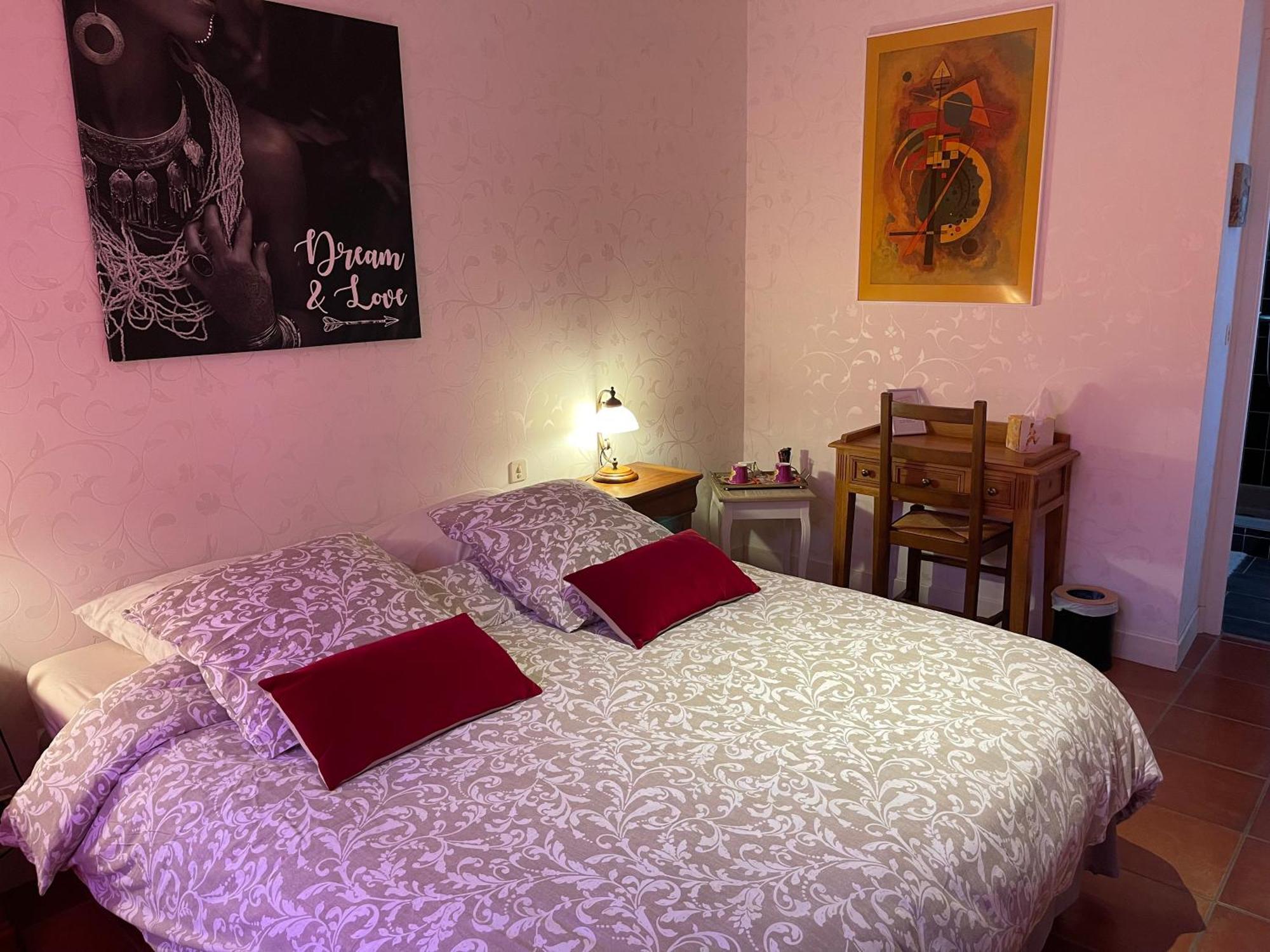 Bretagne-de-Marsan La Belle Chaumiere B&B 외부 사진
